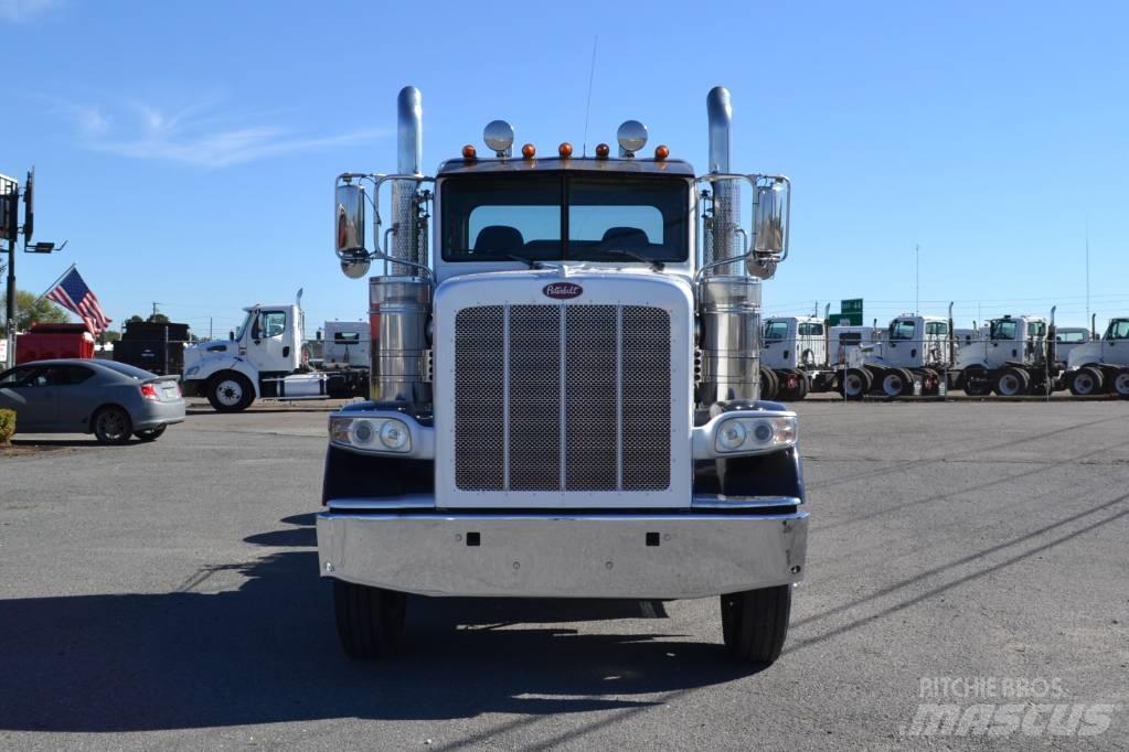 Peterbilt 389 Tractor Units