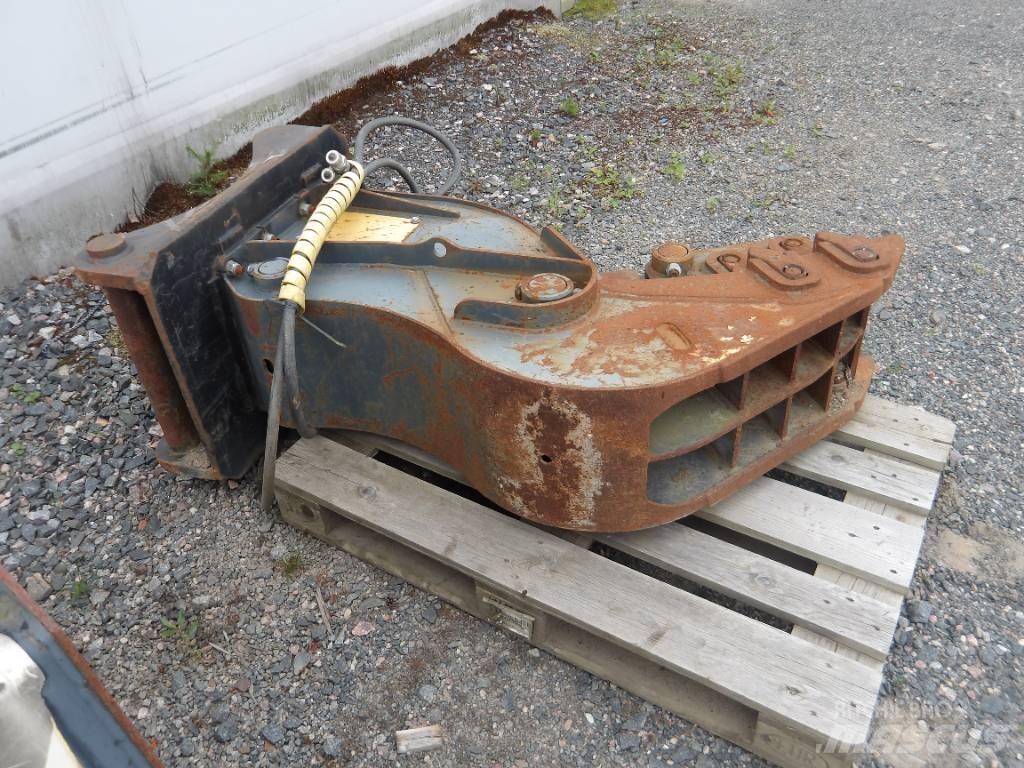 Mustang FH 04 Pulveriser  (Demolition Crusher ) 