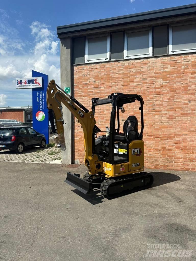 CAT 301.7 CR Midi excavators  7t - 12t