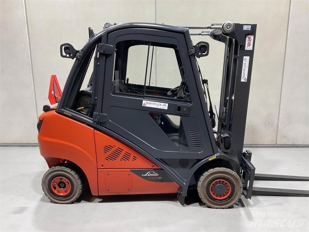 Linde H25T-02 LPG trucks
