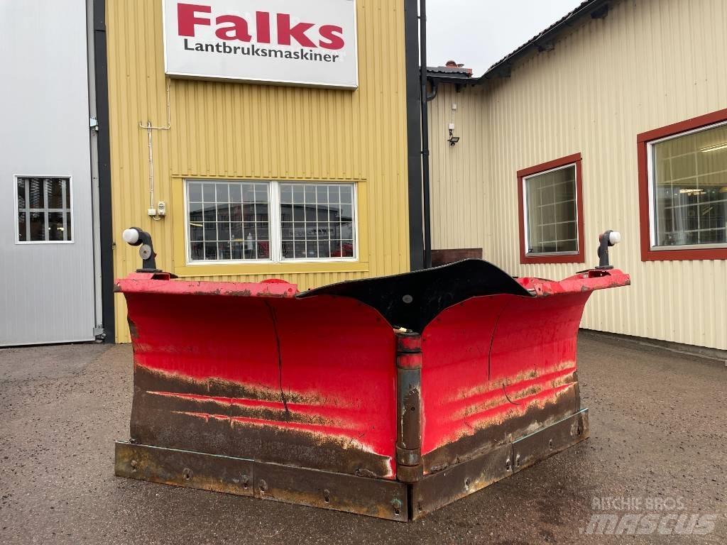 Mählers VP-280 Snow groomers