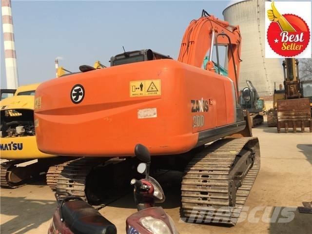 Hitachi ZX 200 Crawler excavators