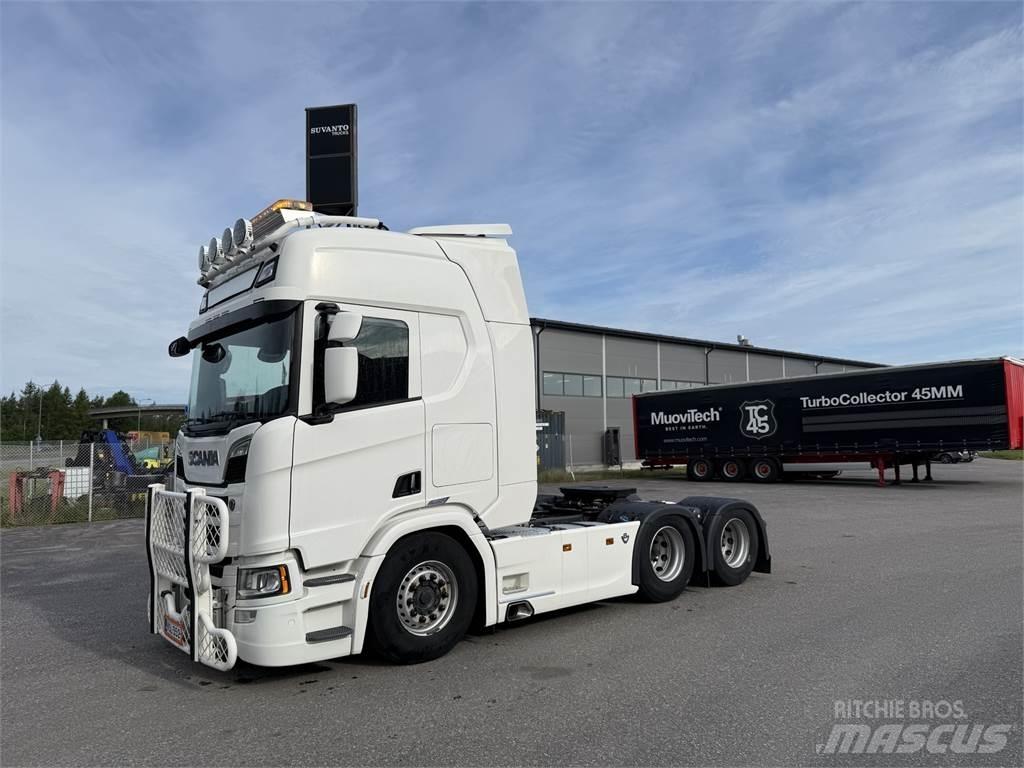 Scania R520 6X2 Tractor Units