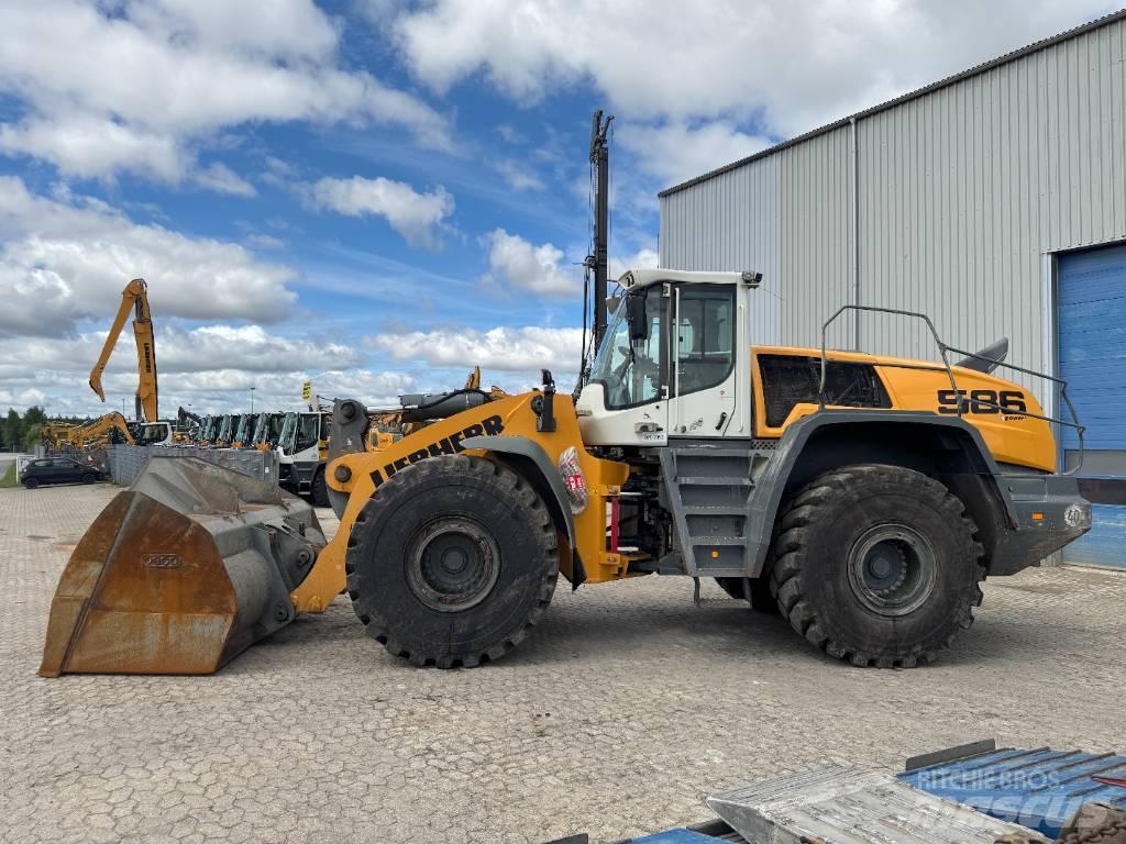 Liebherr L586 Wheel loaders
