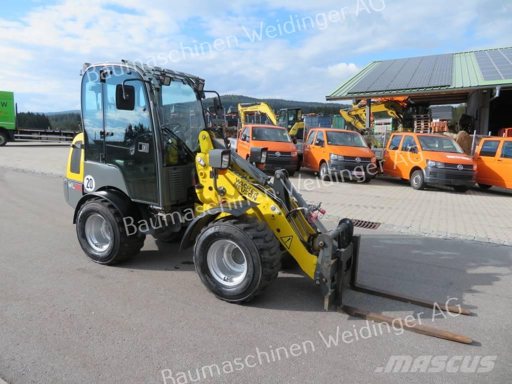 Neuson WL 25 Wheel loaders
