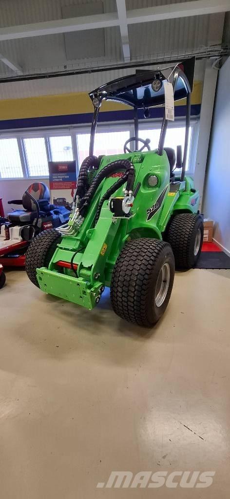 Avant 528 Multi purpose loaders