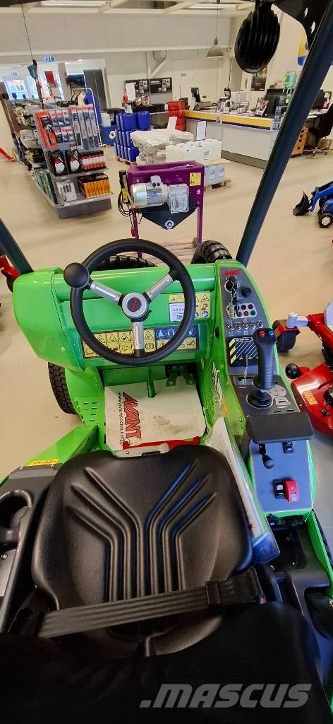 Avant 528 Multi purpose loaders