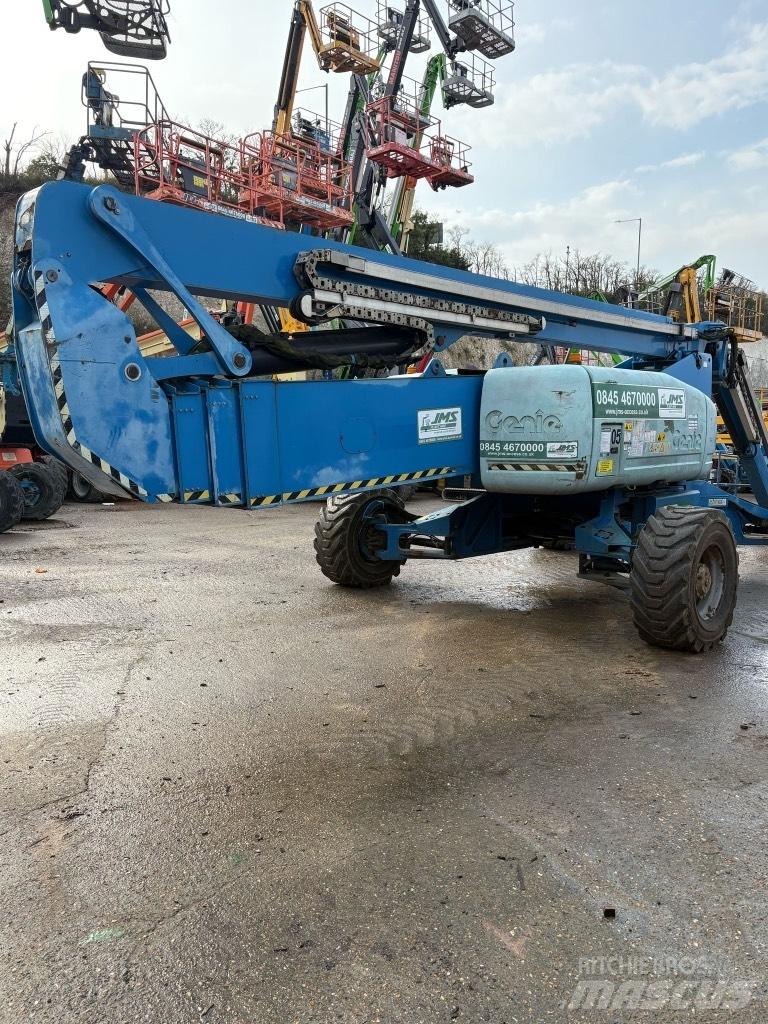 Genie Z 135/70 Articulated boom lifts