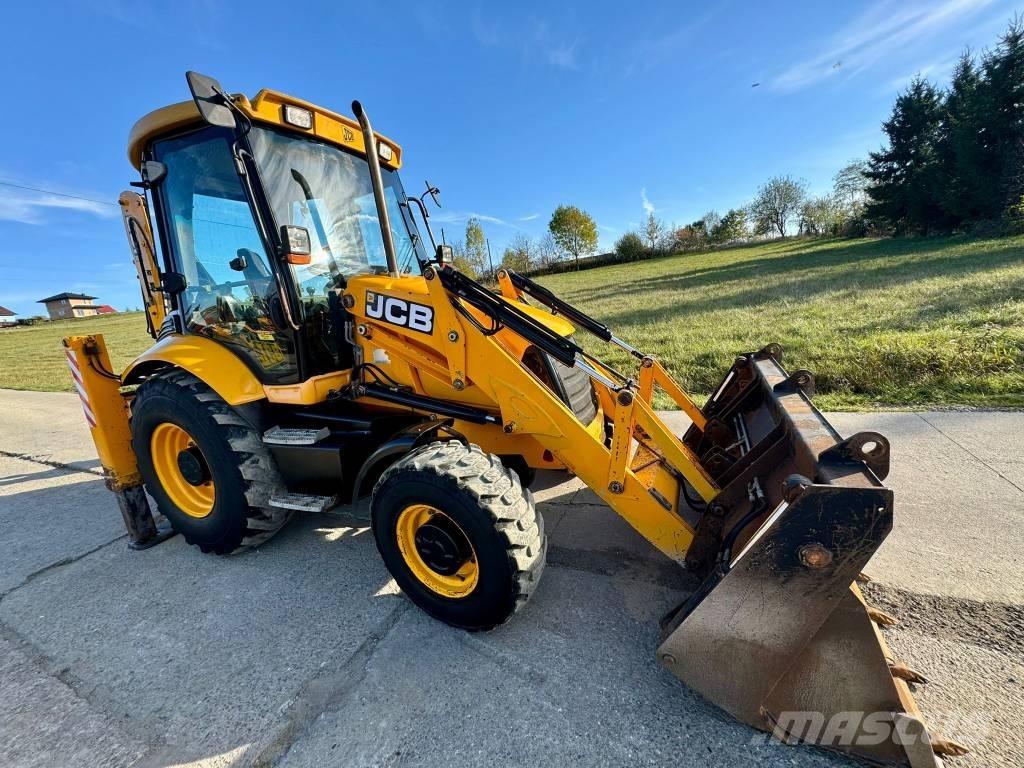 JCB 3CX Backhoe loaders