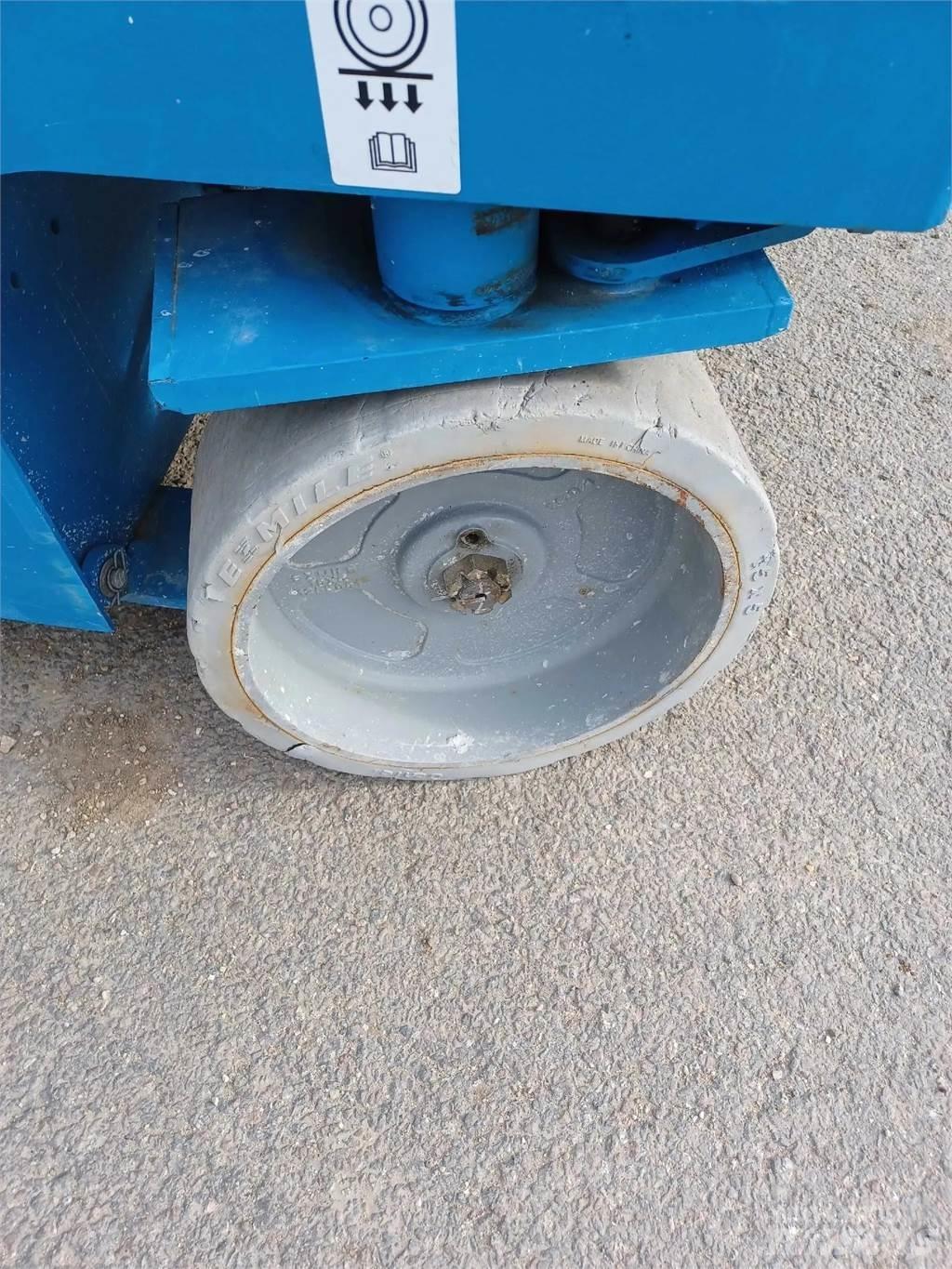 Genie GS 2646 Scissor lifts
