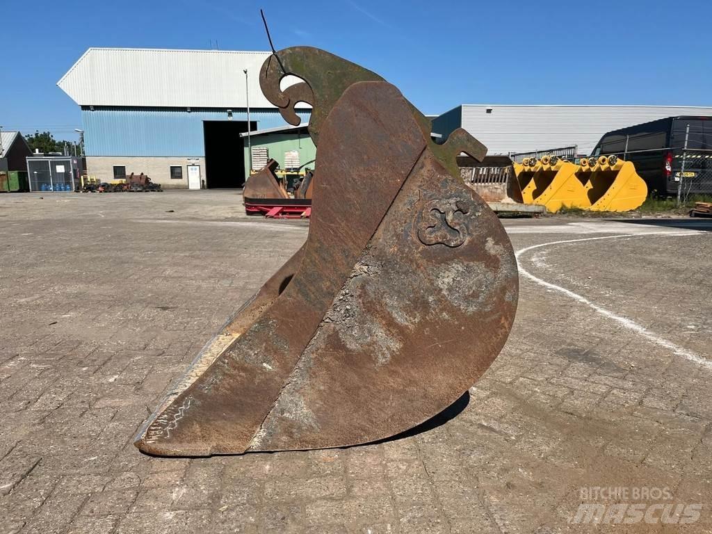  Onbekend HG-3-1200 Buckets