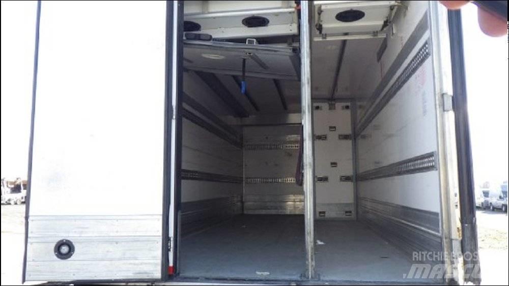 Renault D280 Temperature controlled trucks