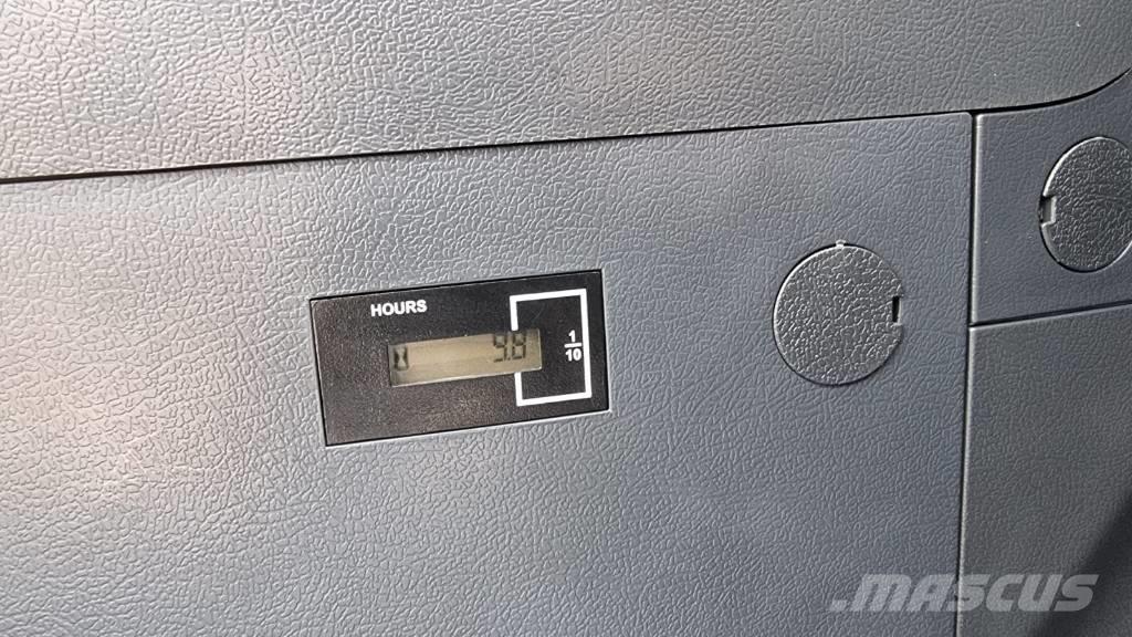 Hyundai HX 140 AL Crawler excavators