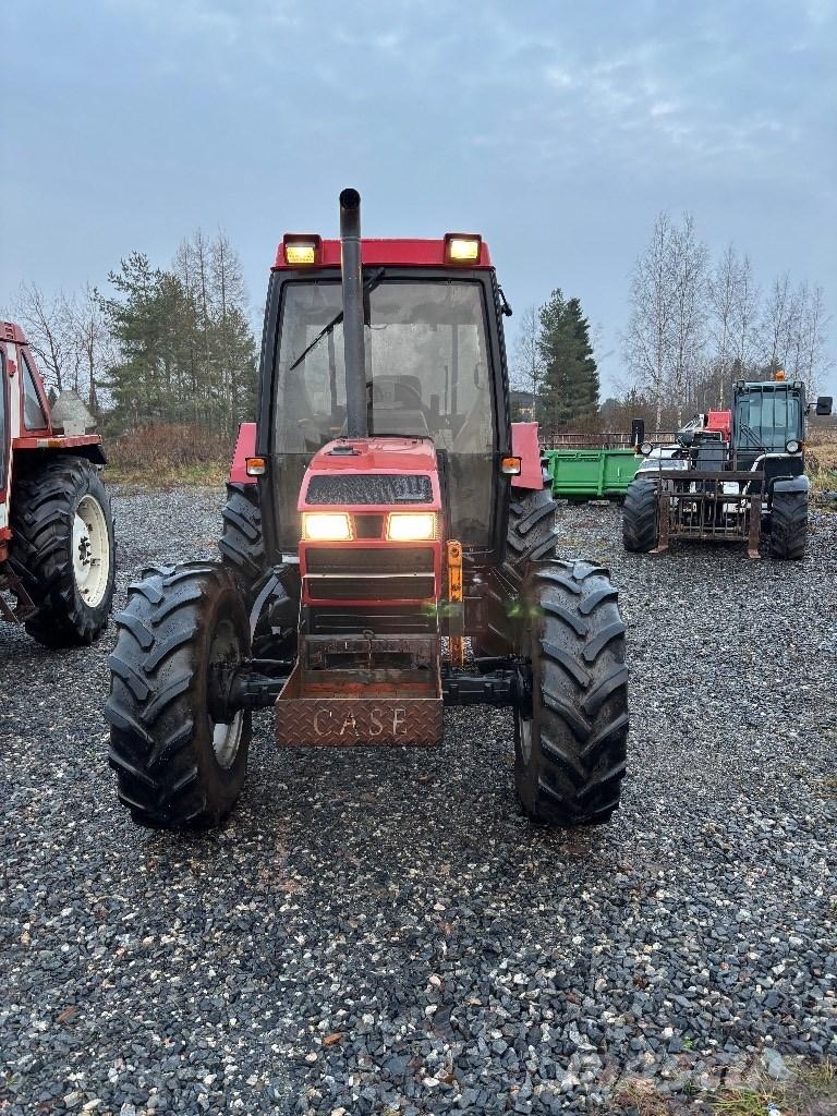 Case IH 4240-4 XL Tractors