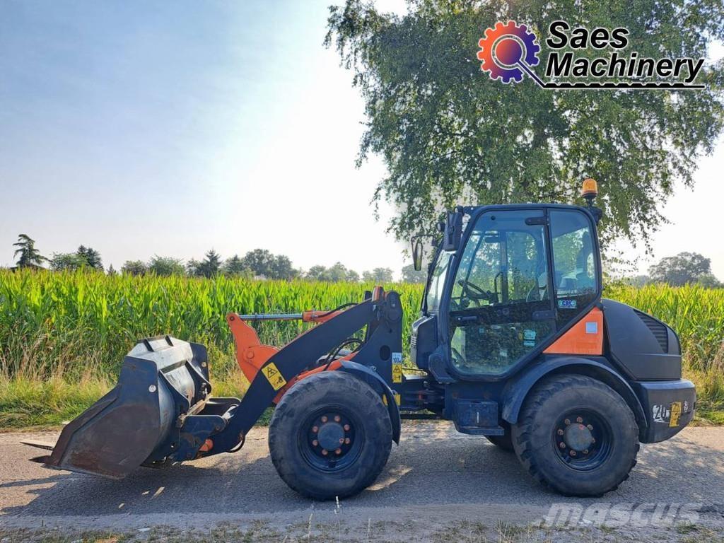 Komatsu WA70-7 Wheel loaders