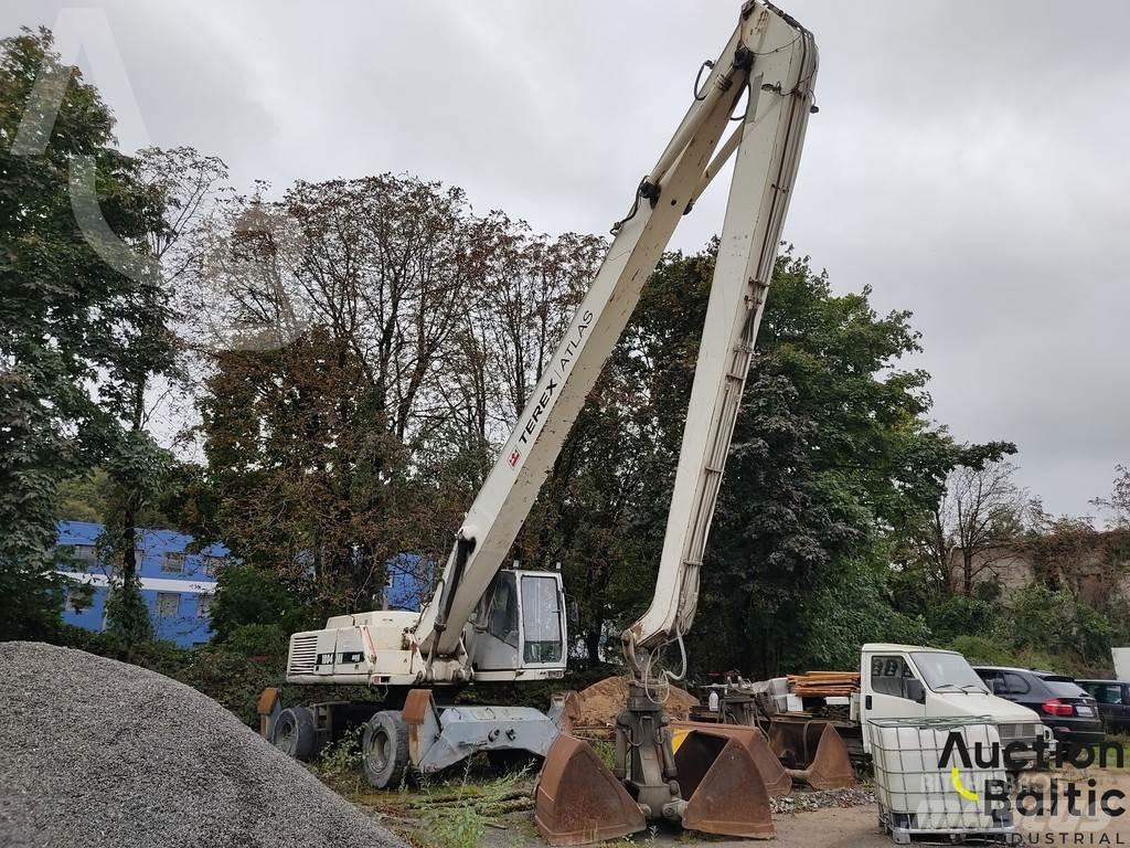 Atlas 1804 MI Long reach excavators