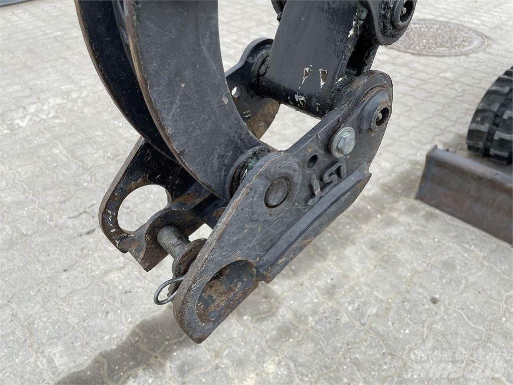 Bobcat E10 Wheeled excavators