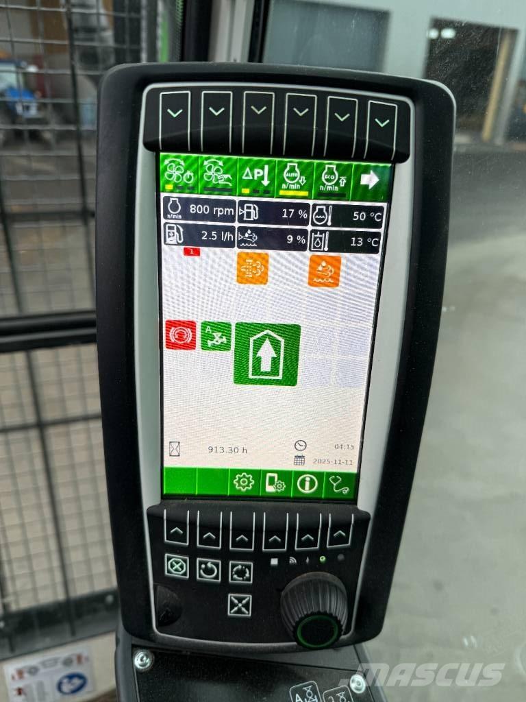 Sennebogen 718E Excavators