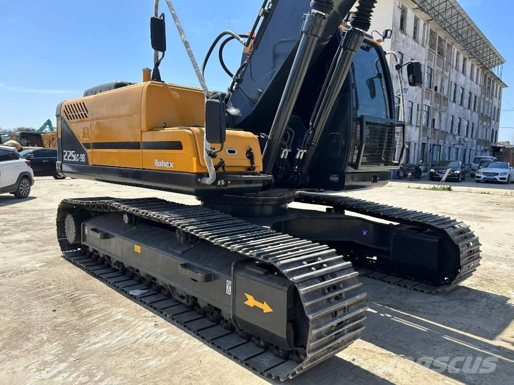 Hyundai 225lc-9s Midi excavators  7t - 12t