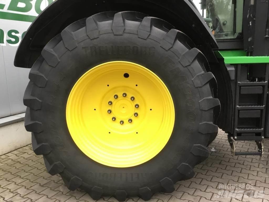 John Deere 7R330 Tractors
