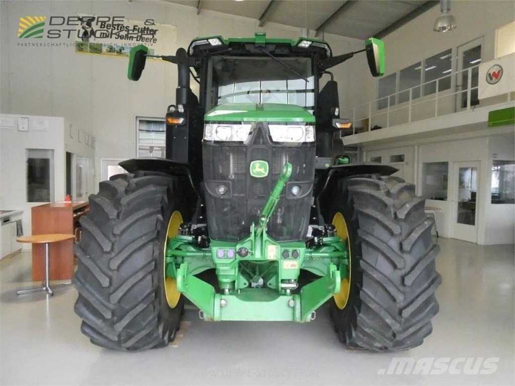 John Deere 7R 330 Tractors