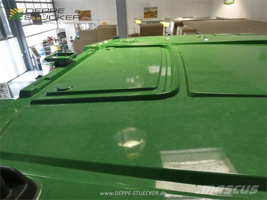 John Deere 7R 330 Tractors