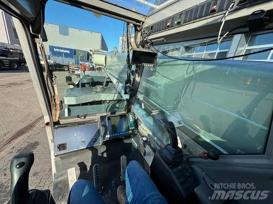 Liebherr LTM 1030-2 All terrain cranes