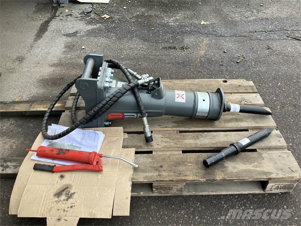 Montabert NE8 Hammers / Breakers