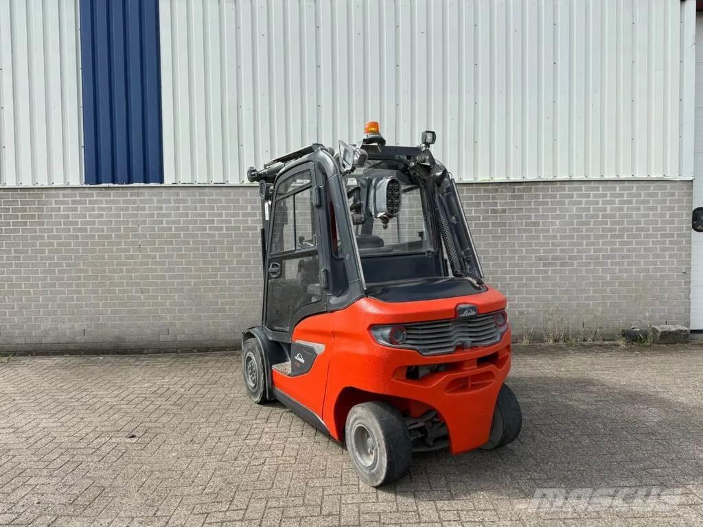 Linde H25D-600 Diesel trucks