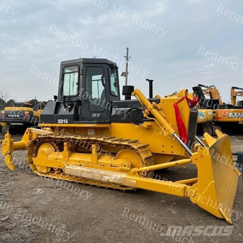 Shantui SD 16 Crawler dozers