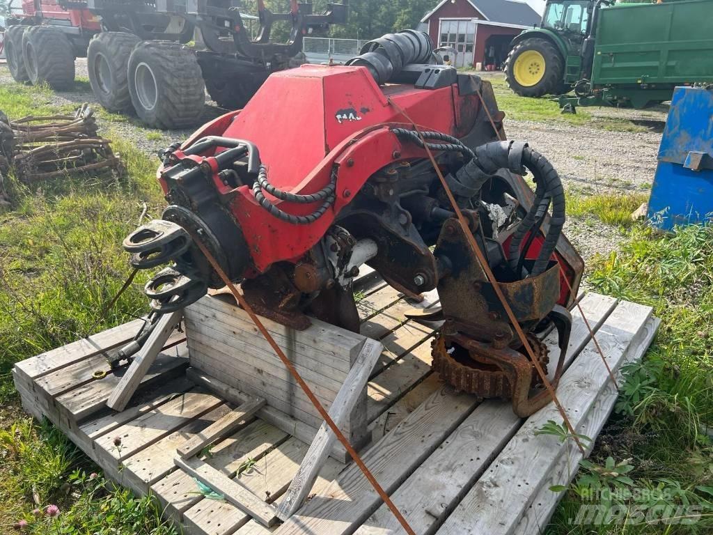 Komatsu C144 Harvester heads