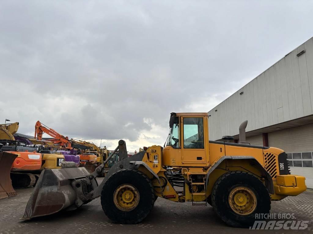 Volvo L 120 E Wheel loaders