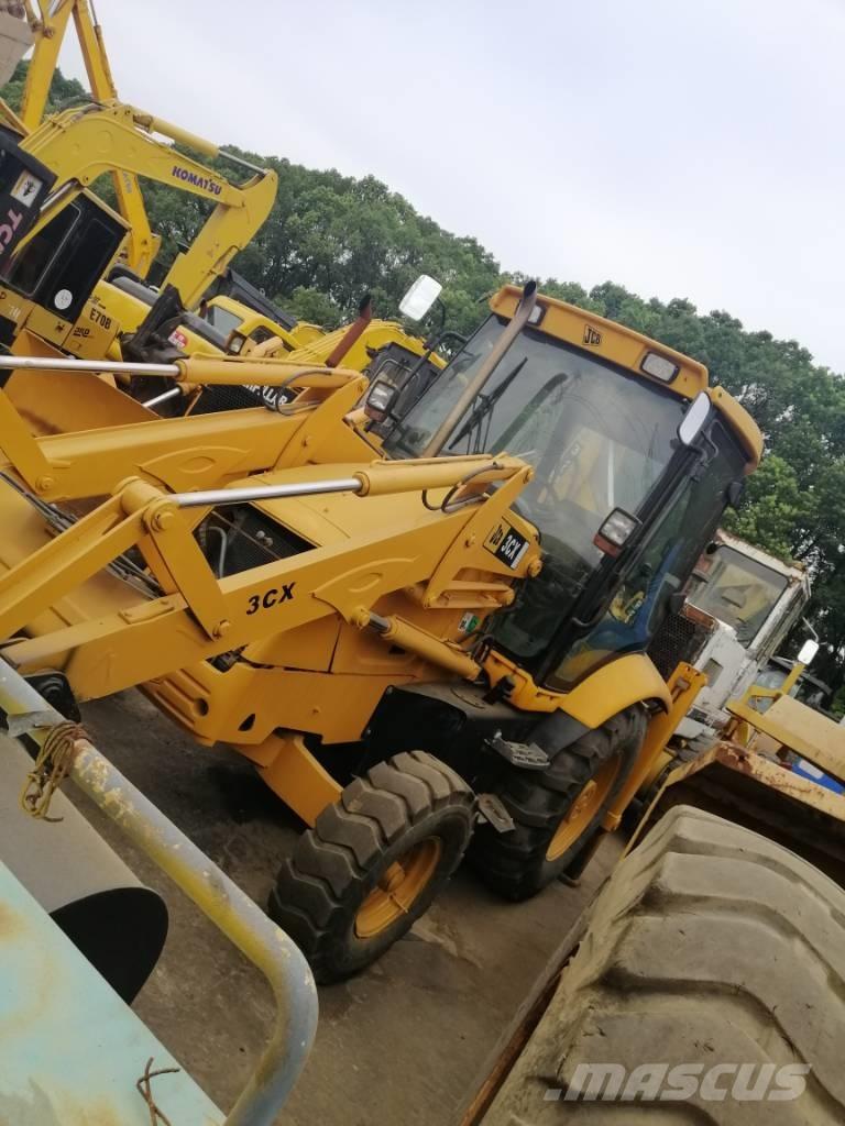 JCB 3 CX Backhoe loaders