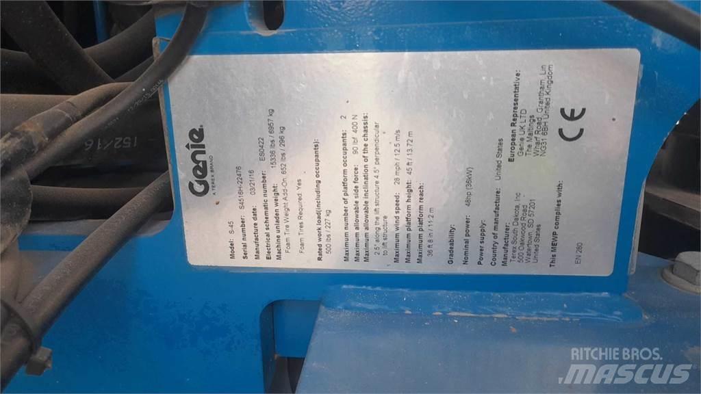 Genie S45 Telescopic boom lifts