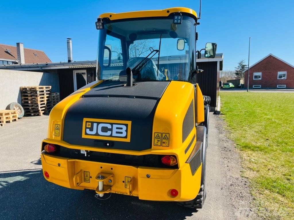 JCB 407 Multi purpose loaders