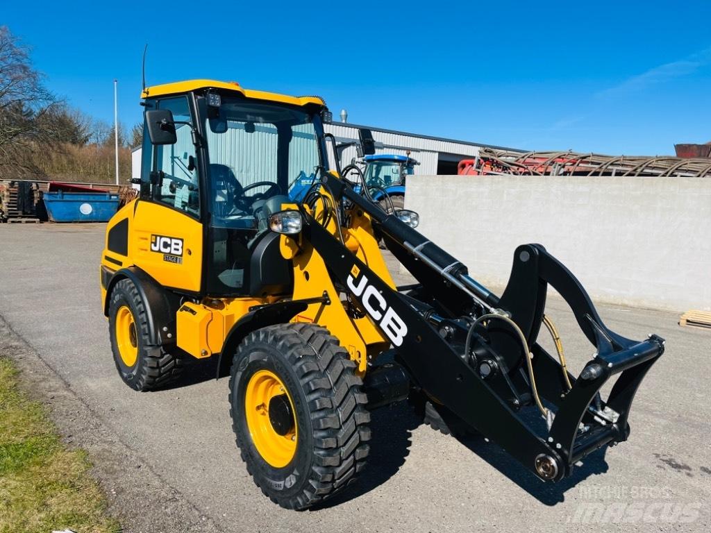 JCB 407 Multi purpose loaders