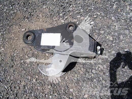John Deere  Quick connectors