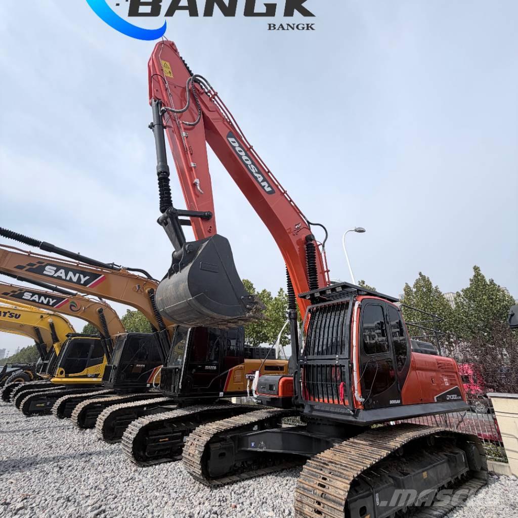 Doosan DX 300 LC Crawler excavators