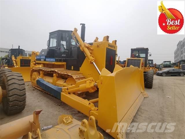 Shantui SD 22 Crawler dozers