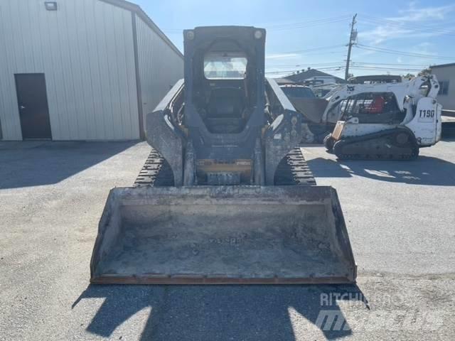 John Deere 331G Skid steer loaders