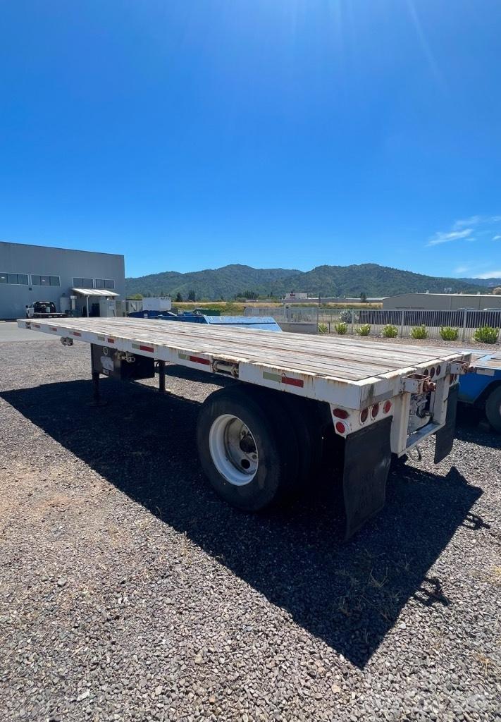 Trail King 1990 Flatbed/Dropside trailers