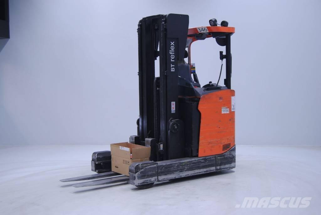 Toyota RRE250H Reach trucks