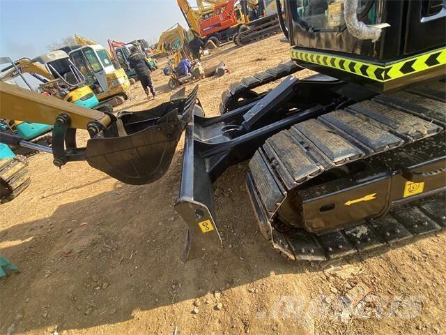 Sany SY75C Crawler excavators
