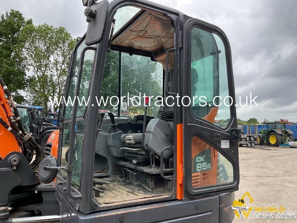 Doosan DX 85 R-3 Midi excavators  7t - 12t