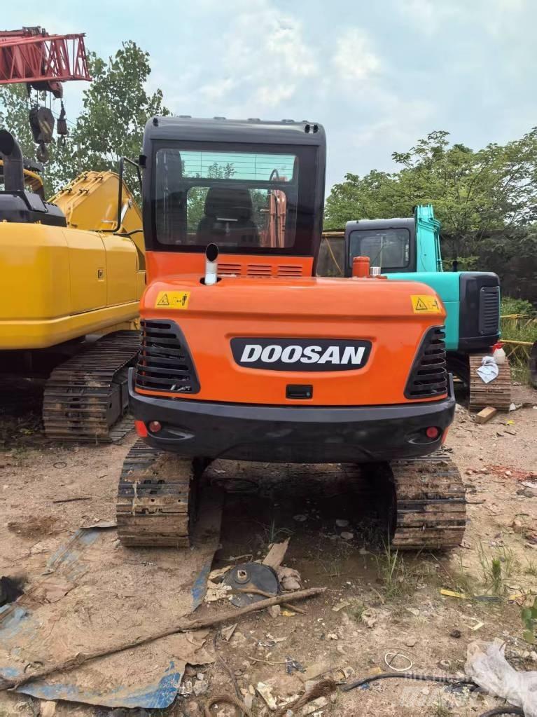 Doosan DX 60 Crawler excavators