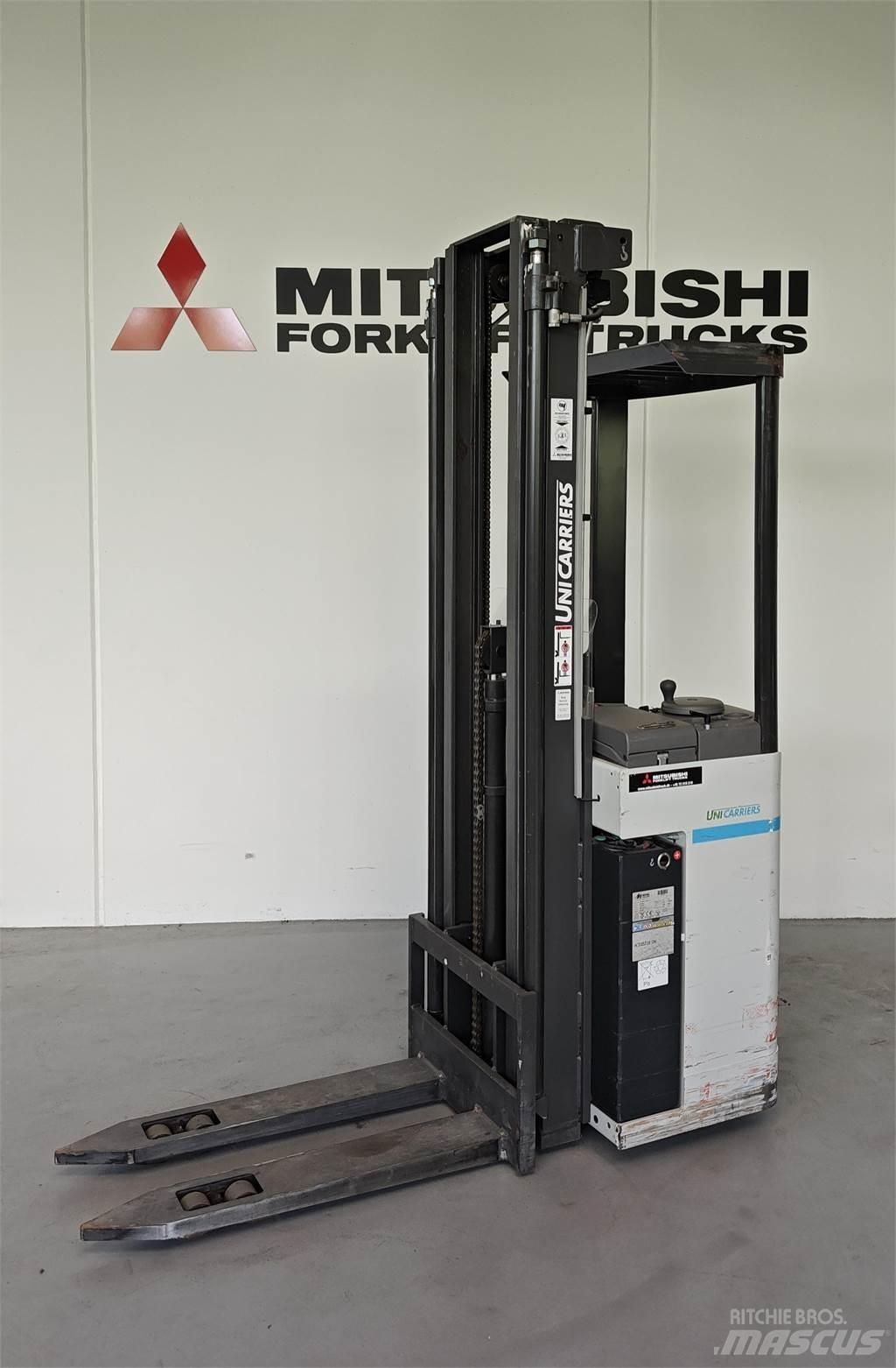 Atlet 160SDTFV Low lifter with platform