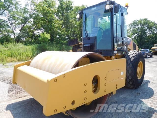 CAT CS 74 Single drum rollers