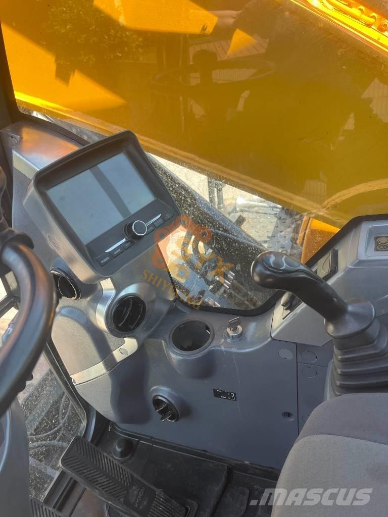 Hyundai 210W-9 Wheeled excavators