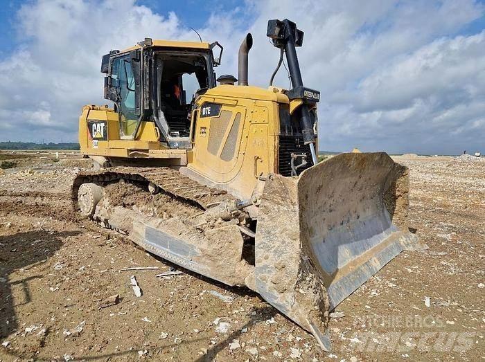 CAT D7E Crawler dozers