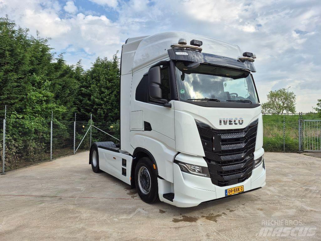 Iveco S-Way 490 Tractor Units